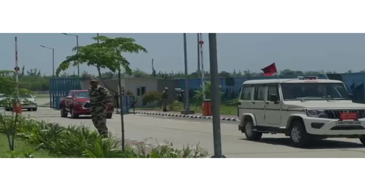 राष्ट्रपति द्रौपदी मुर्मू दो दिवसीय उत्तराखंड दौरे पर देहरादून पहुंचीं