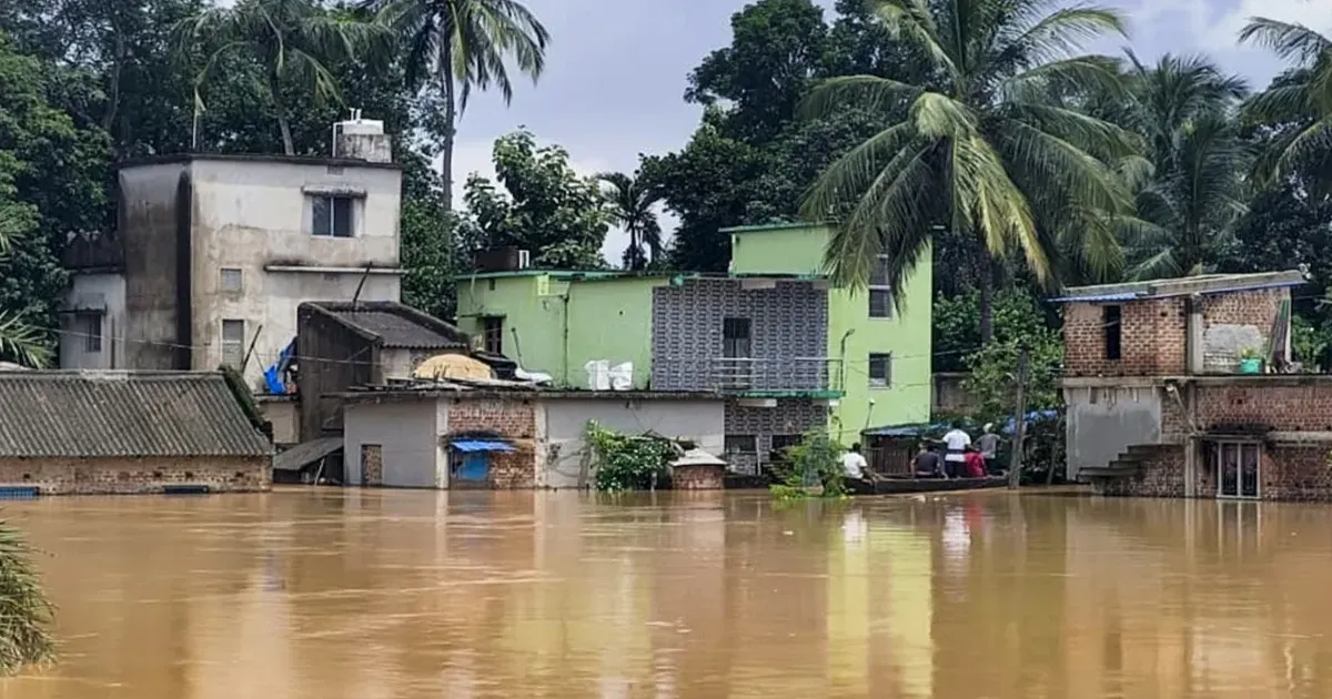 ओडिशा में बाढ़ का कहर: तीन लोगों की मौत, 5 लाख से अधिक प्रभावित; राहत और बचाव अभियान तेज