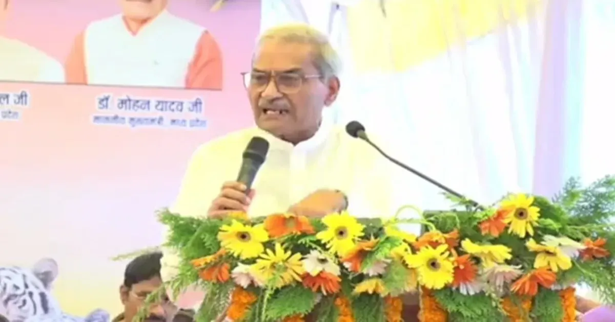 क्या शुद्ध पेट्रोल आपके पिता के घर से आएगा? बीजेपी सांसद जनार्दन मिश्रा की इथेनॉल टिप्पणी पर विवाद