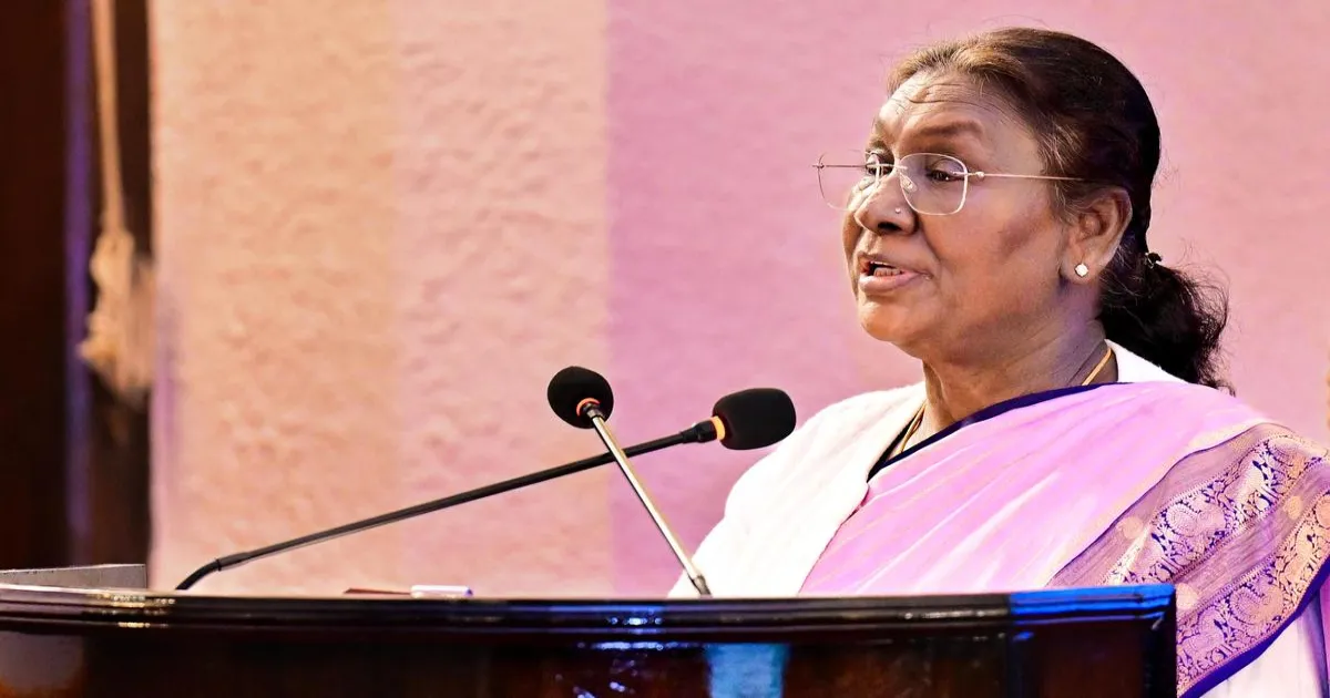 वंदे मातरम भारत की एकता और भावनात्मक चेतना का प्रतीक है: राष्ट्रपति द्रौपदी मुर्मू