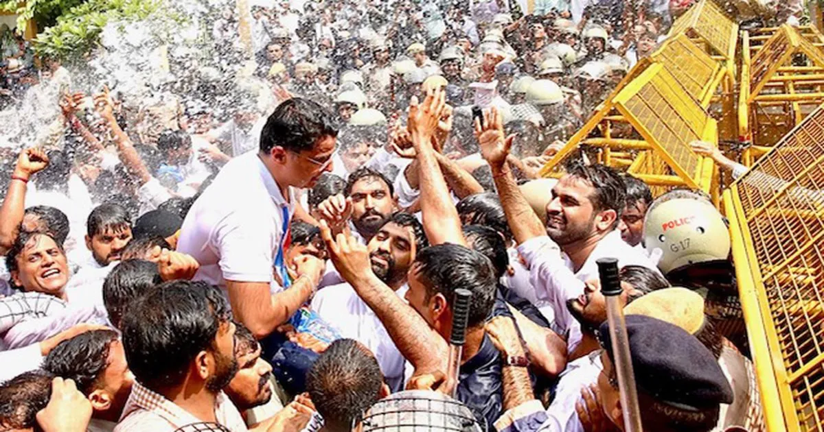 राजस्थान में छात्रसंघ चुनाव बहाली की मांग पर एनएसयूआई के साथ सचिन पायलट का विरोध प्रदर्शन