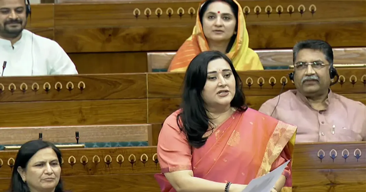 संसद में महिला आरक्षण पर बड़ा जोर, बांसुरी स्वराज और कंगना रनौत निभाएंगी अहम भूमिका