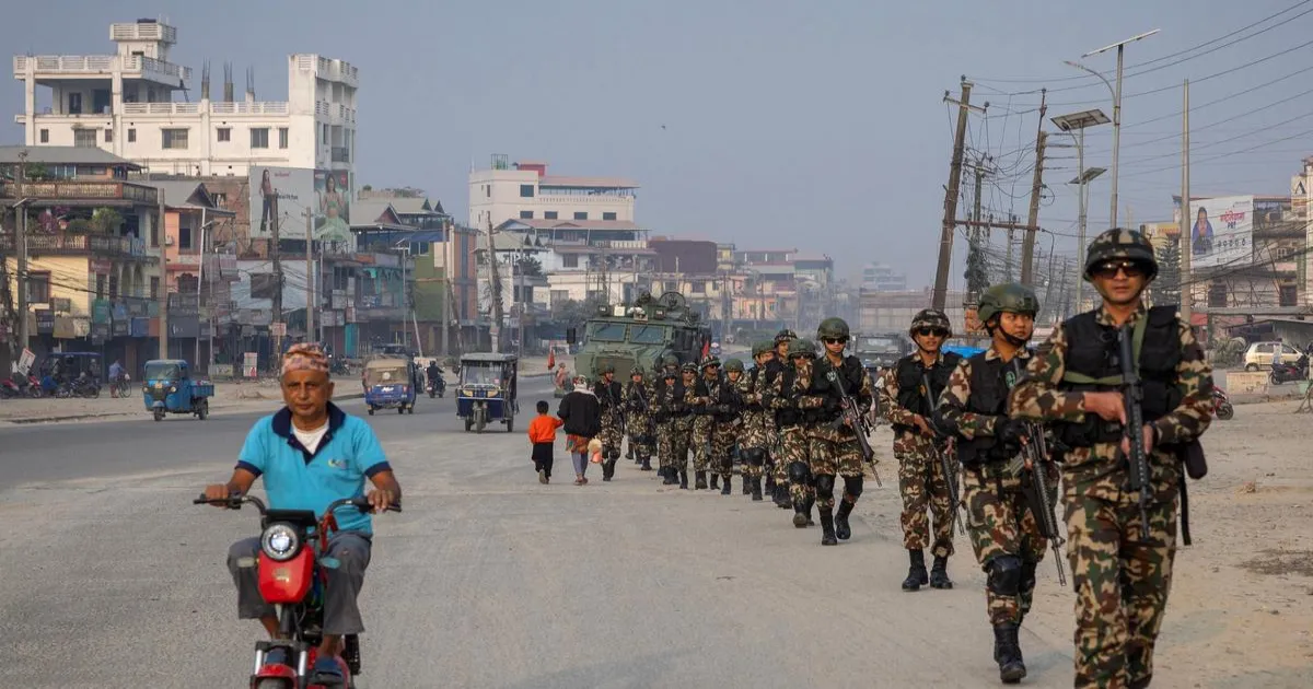 नेपाल: नई सरकार के सख्त रुख के बीच नेपाली सेना आई सुर्खियों में