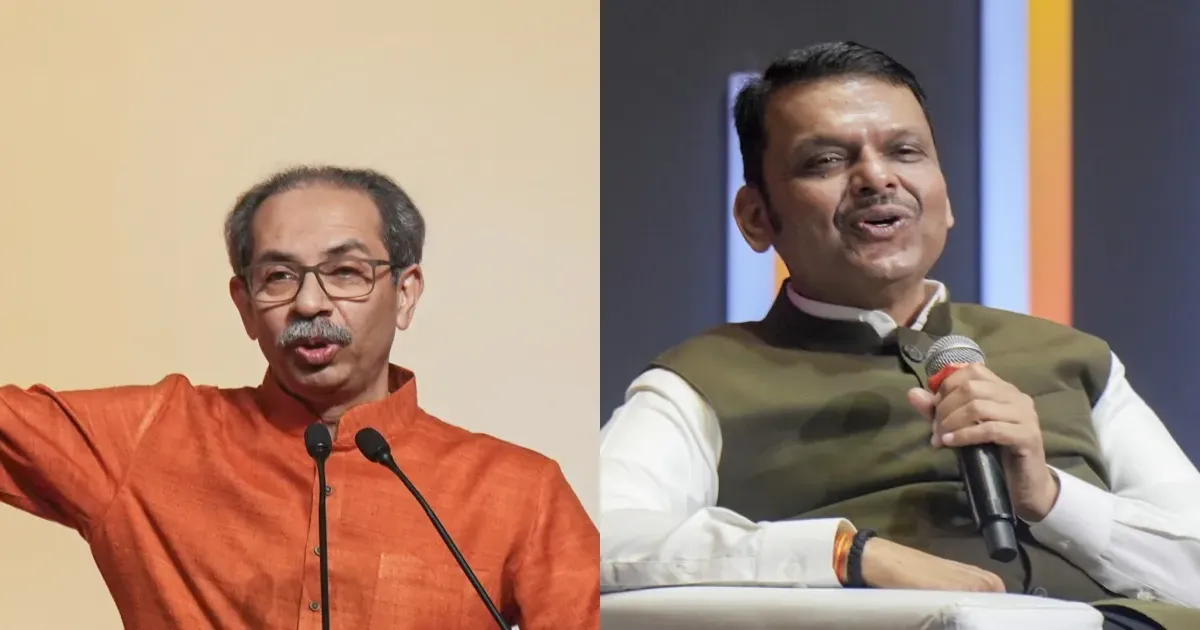 एक ही विमान में साथ दिखे देवेंद्र फडणवीस और उद्धव ठाकरे, हाथ मिलाने से महाराष्ट्र की राजनीति में बढ़ी हलचल