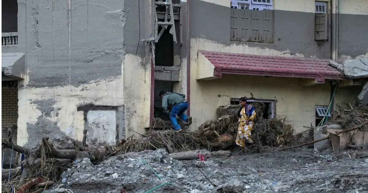 नेपाल में बढ़ती मौतों के बीच शवगृहों में जगह की कमी, शवों की पहचान बनी बड़ी चुनौती