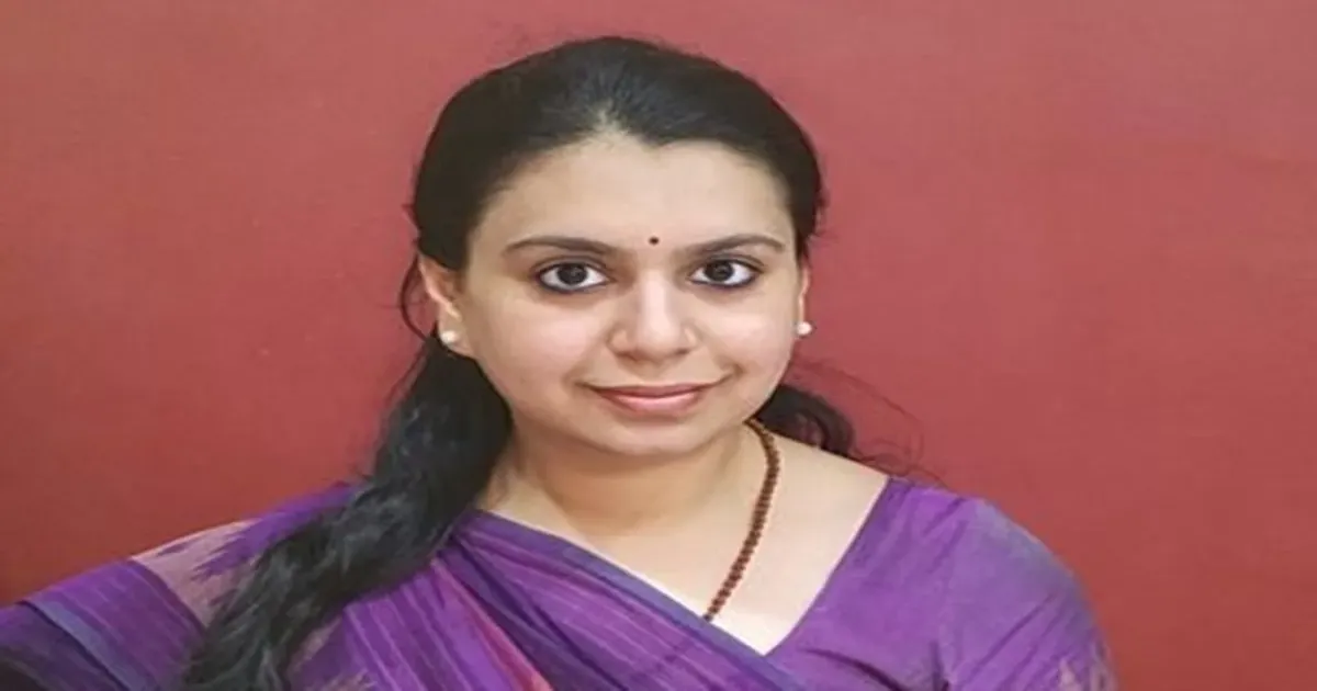 आईआईटी-आईआईएम से पढ़ीं चर्चित आईएएस दिव्या मित्तल ने दिया इस्तीफा, भावुक पोस्ट में 13 साल की यात्रा को किया याद