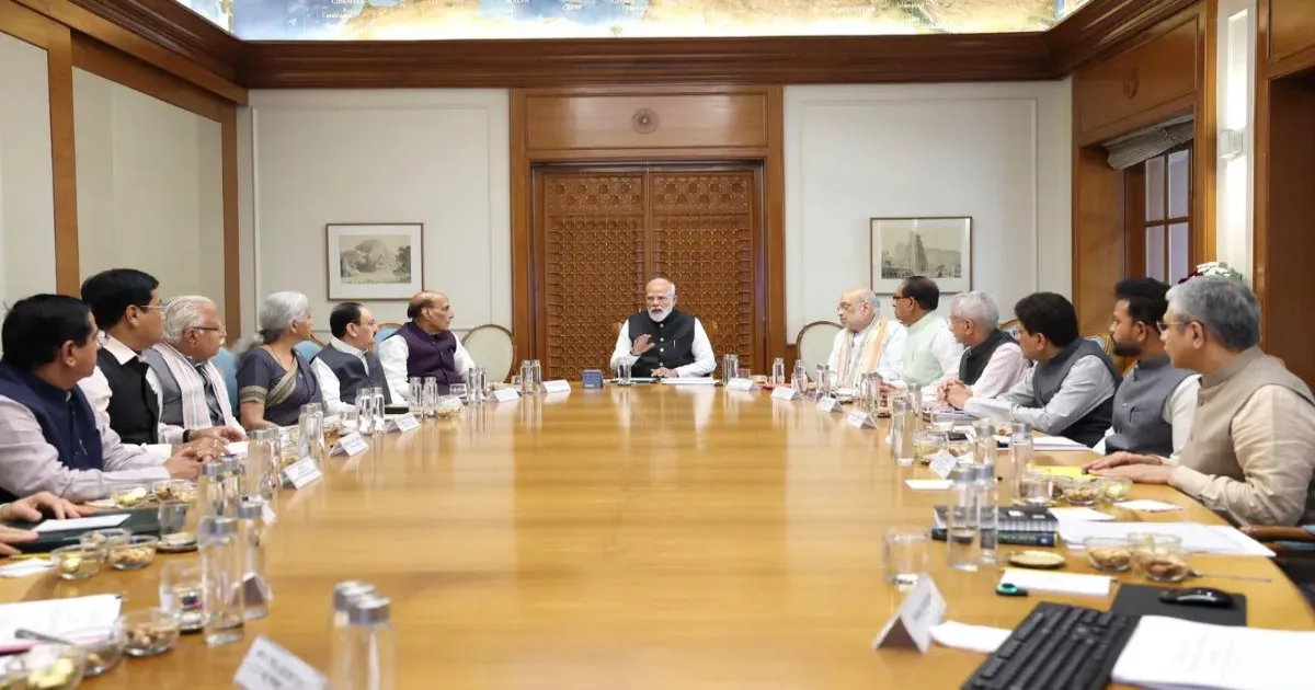 मध्य पूर्व संघर्ष के बीच प्रधानमंत्री नरेंद्र मोदी ने देश की ऊर्जा स्थिति की समीक्षा के लिए अहम बैठक की