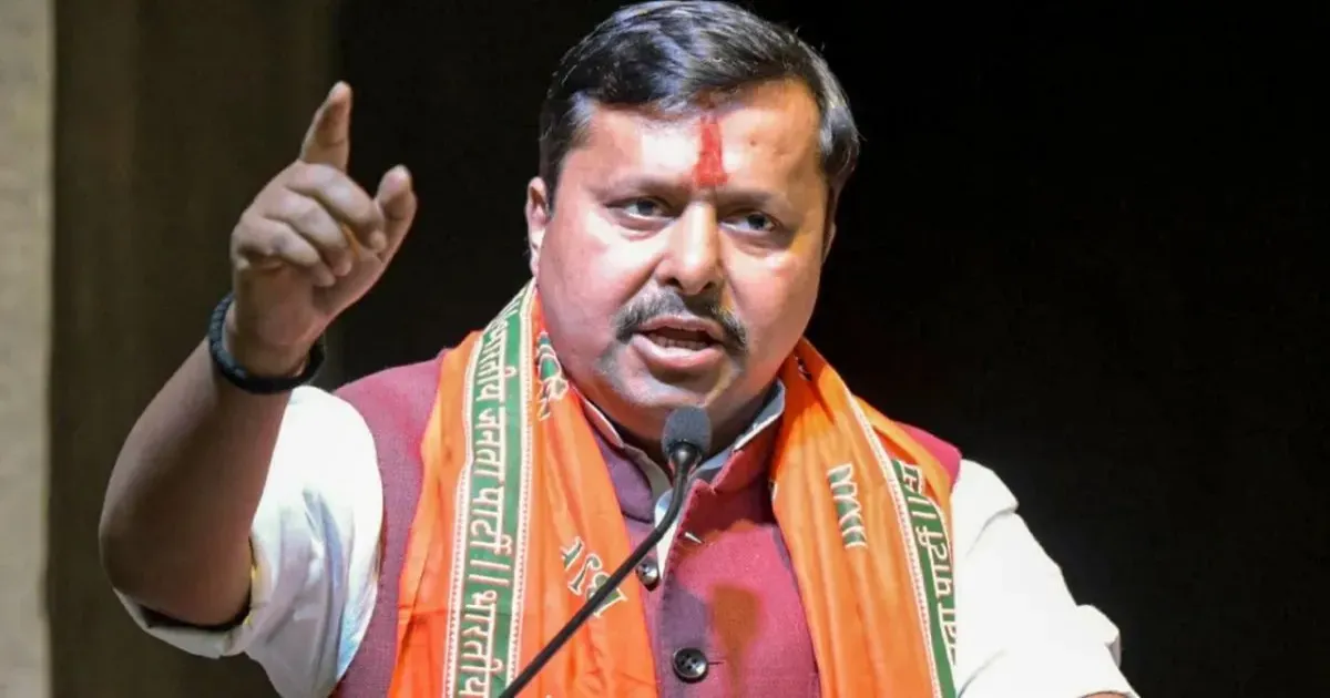 नीतीन नबिन ने ममता बनर्जी पर साधा निशाना, TMC पर अवैध अप्रवासियों का समर्थन करने का आरोप