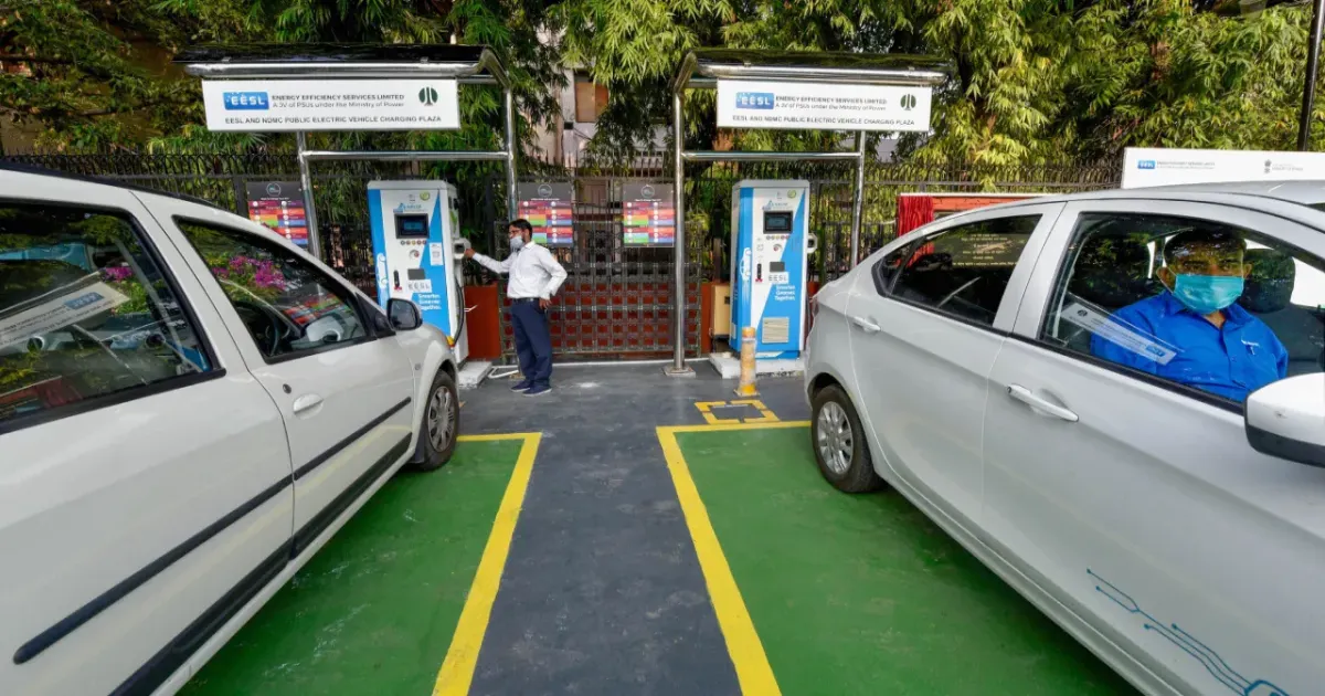 दिल्ली सरकार की नई EV नीति का मसौदा जारी, 10,000 से 1 लाख रुपये तक सब्सिडी प्रस्तावित