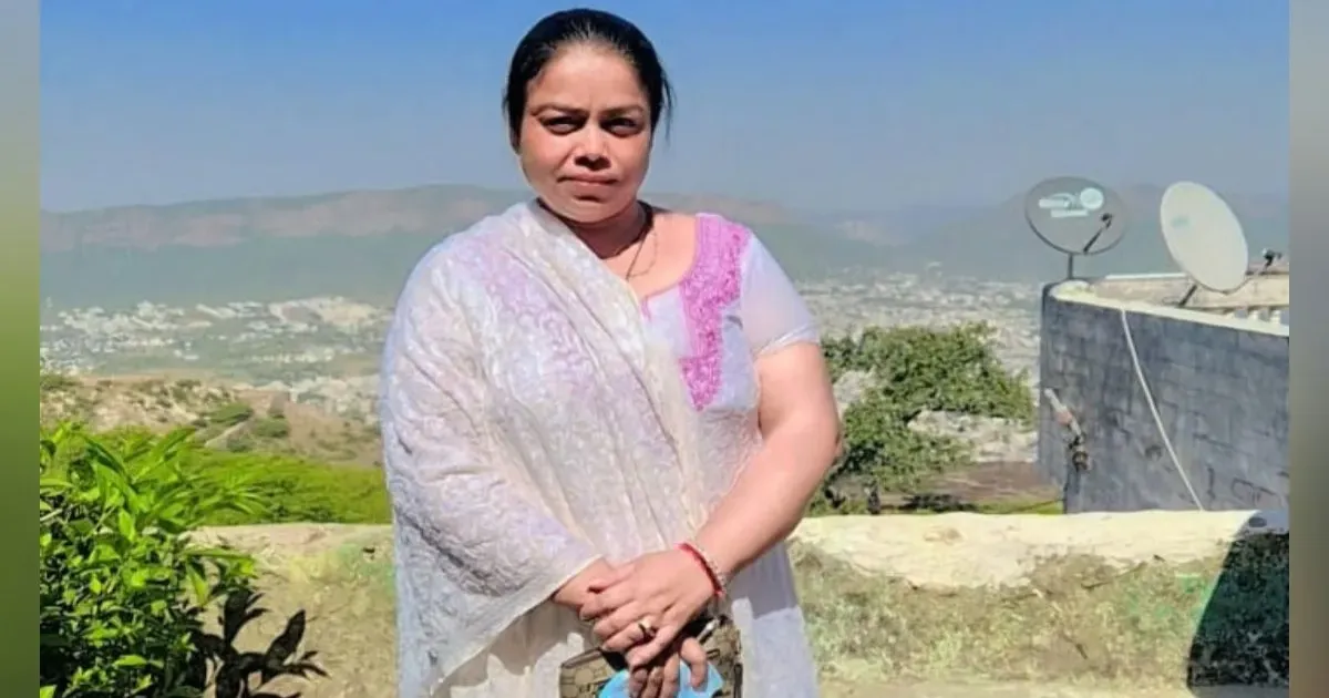 दिल्ली में लेडी डॉन पार्वती गिरफ्तार, ड्रग्स, नकदी और लग्जरी एसयूवी बरामद