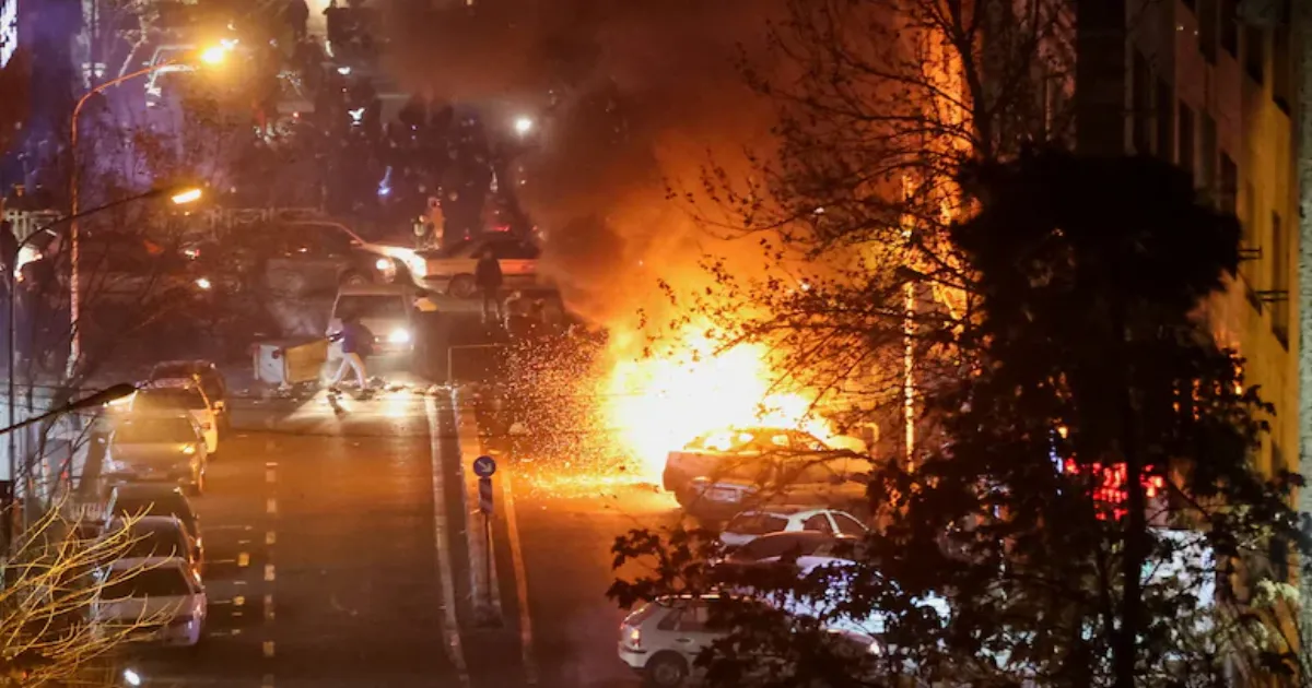 ईरान में विरोध-प्रदर्शनों के बीच यूरोपीय अधिकारियों की चेतावनी: अमेरिका 24 घंटे में तेहरान पर कर सकता है हमला