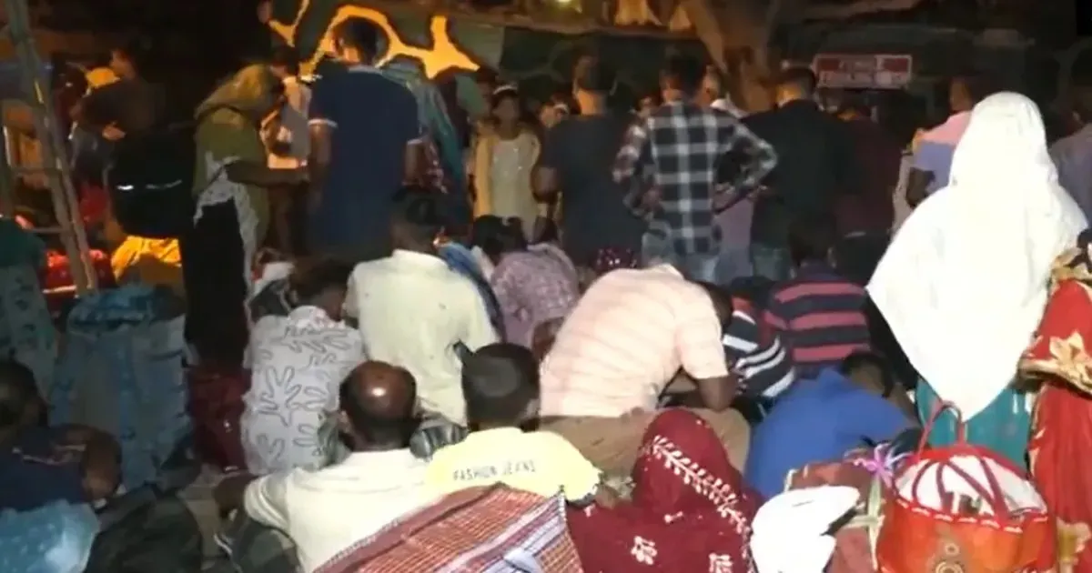 बंगाल सरकार की अवैध बांग्लादेशी घुसपैठियों पर सख्ती, सीमा की ओर लौट रहे बड़े समूह