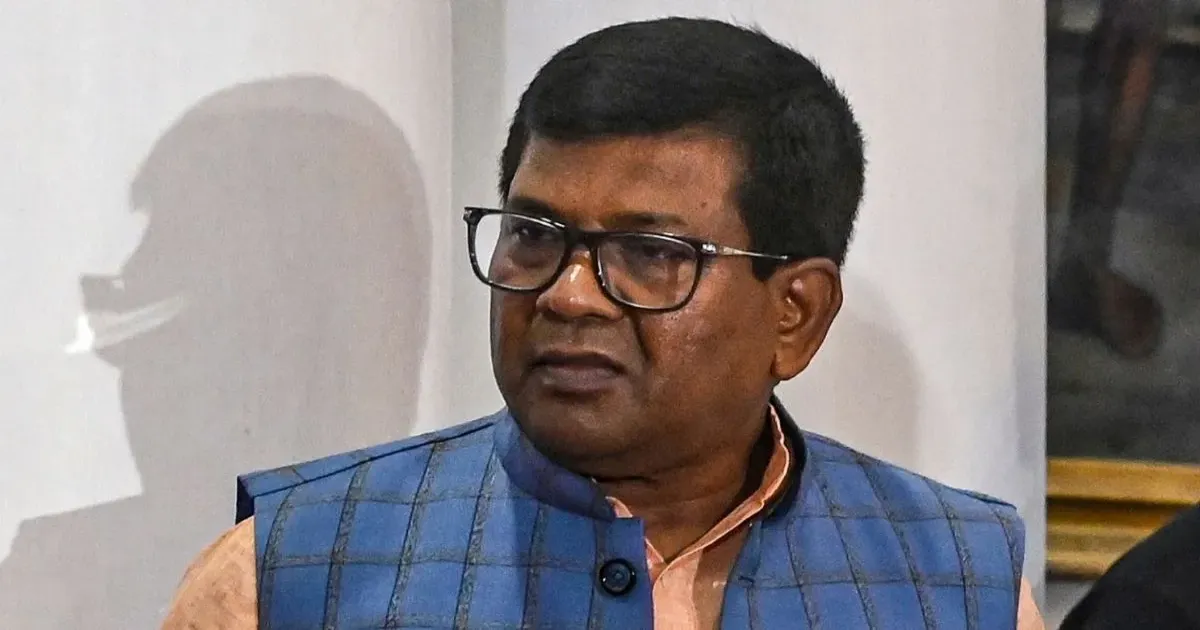 पश्चिम बंगाल विधानसभा अध्यक्ष रथींद्र बोस सीने में दर्द के बाद अस्पताल में भर्ती, हालत स्थिर