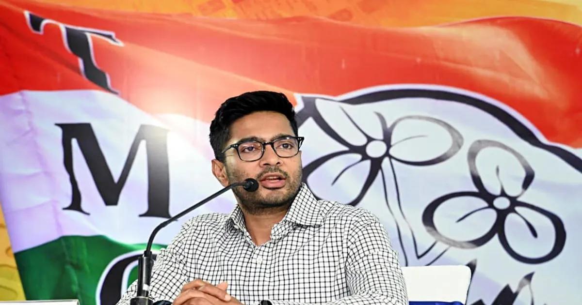 अभिषेक बनर्जी ने BJP के ऑनलाइन प्रचार का मुकाबला करने के लिए सोशल मीडिया योद्धाओं को शामिल करने की मुहिम शुरू की