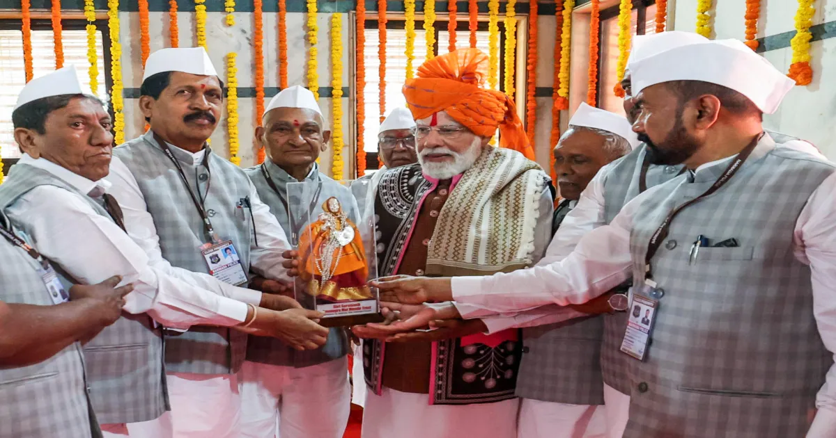 pm-modi-devmogra-mata-temple-visit