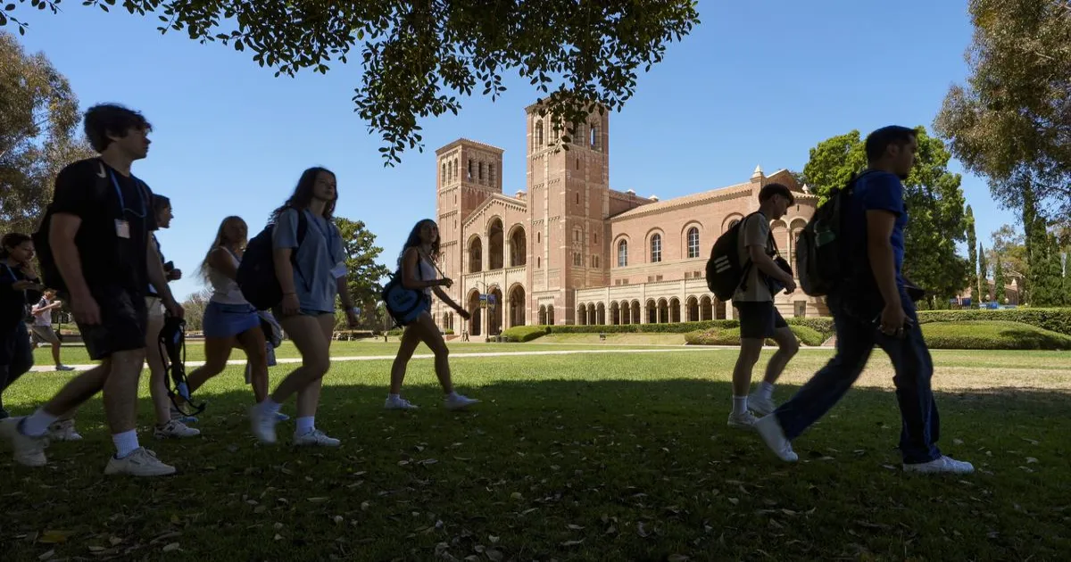 ट्रम्प ने UCLA से 1 बिलियन डॉलर का निपटान मांग की: व्हाइट हाउस अधिकारी