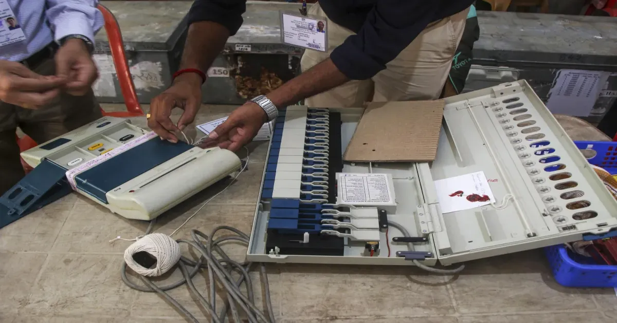 पश्चिम बंगाल चुनाव: निर्वाचन आयोग ने तीसरी पूरक मतदाता सूची जारी की, हटाए गए नामों पर स्पष्टता नहीं