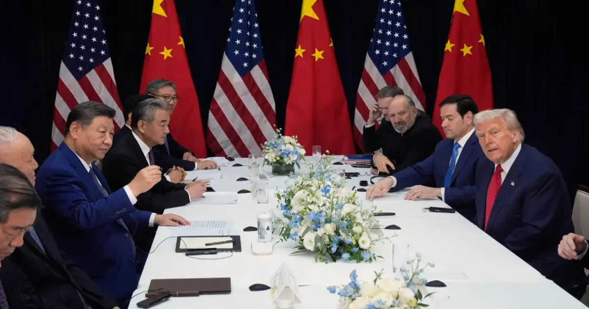 होर्मुज़ जलडमरूमध्य पर अमेरिका की नाकाबंदी, चीन की सख्त चेतावनी—दखल न दें