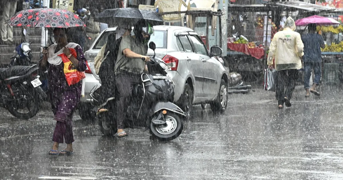 india-monsoon-rains-live-heavy-rain-telangana
