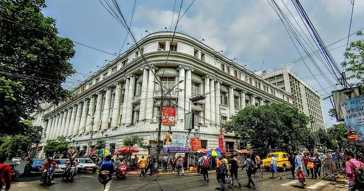 कलकत्ता विश्वविद्यालय ने टीएमसी छात्र संगठन की स्थापना दिवस पर परीक्षा आयोजित की, स्थगन के दबाव के बावजूद