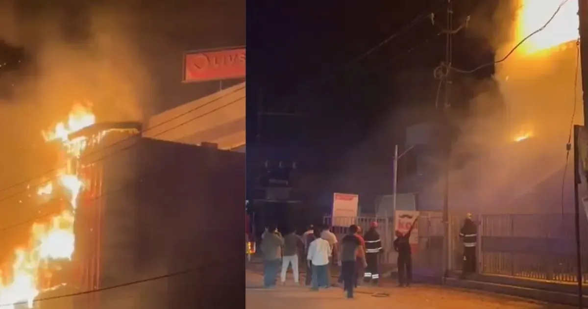 गुजरात के गोधरा में एशियन पेंट्स के शोरूम में भीषण आग, पूरा शोरूम जलकर खाक
