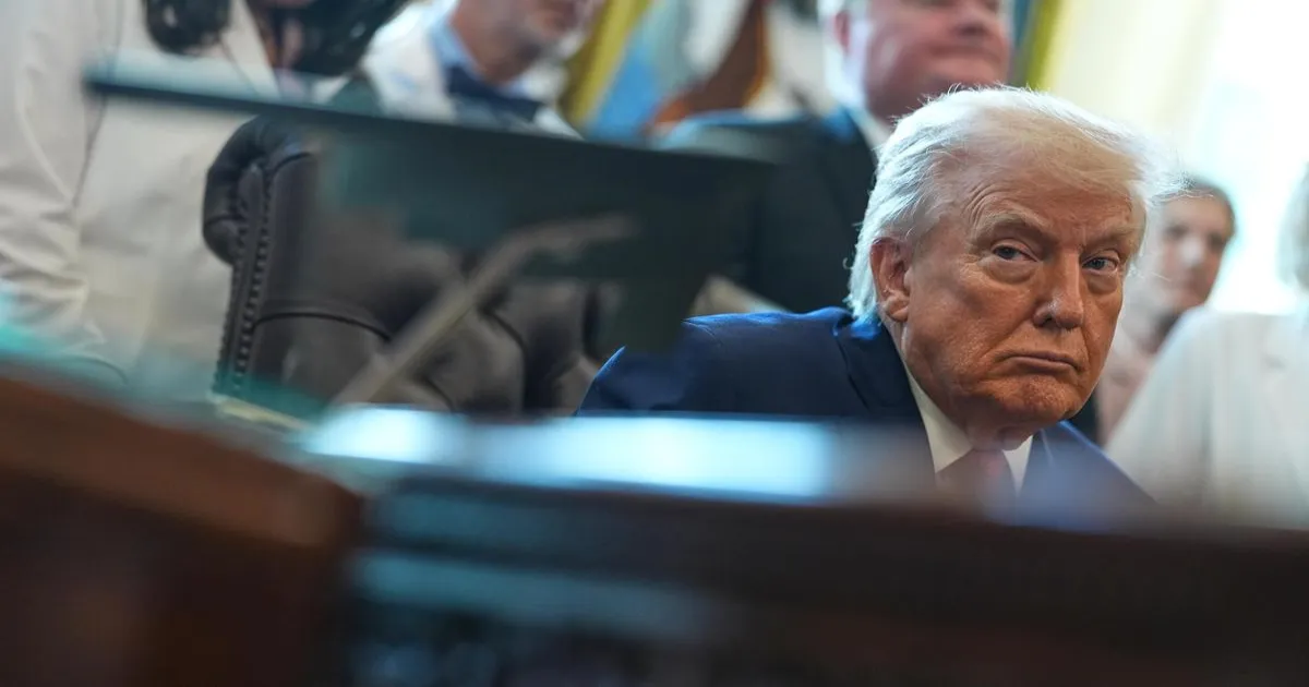 ट्रंप का कूटनीतिक बदलाव: अमेरिका फर्स्ट सहयोगियों के लिए लगभग 30 करियर राजनयिकों की जगह नए चेहरे