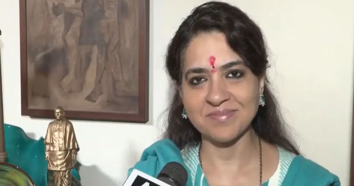 मराठी भाषा विवाद पर शाइना एनसी का बयान, अमित ठाकरे के ‘सड़क पर जवाब’ पर जताई आपत्ति