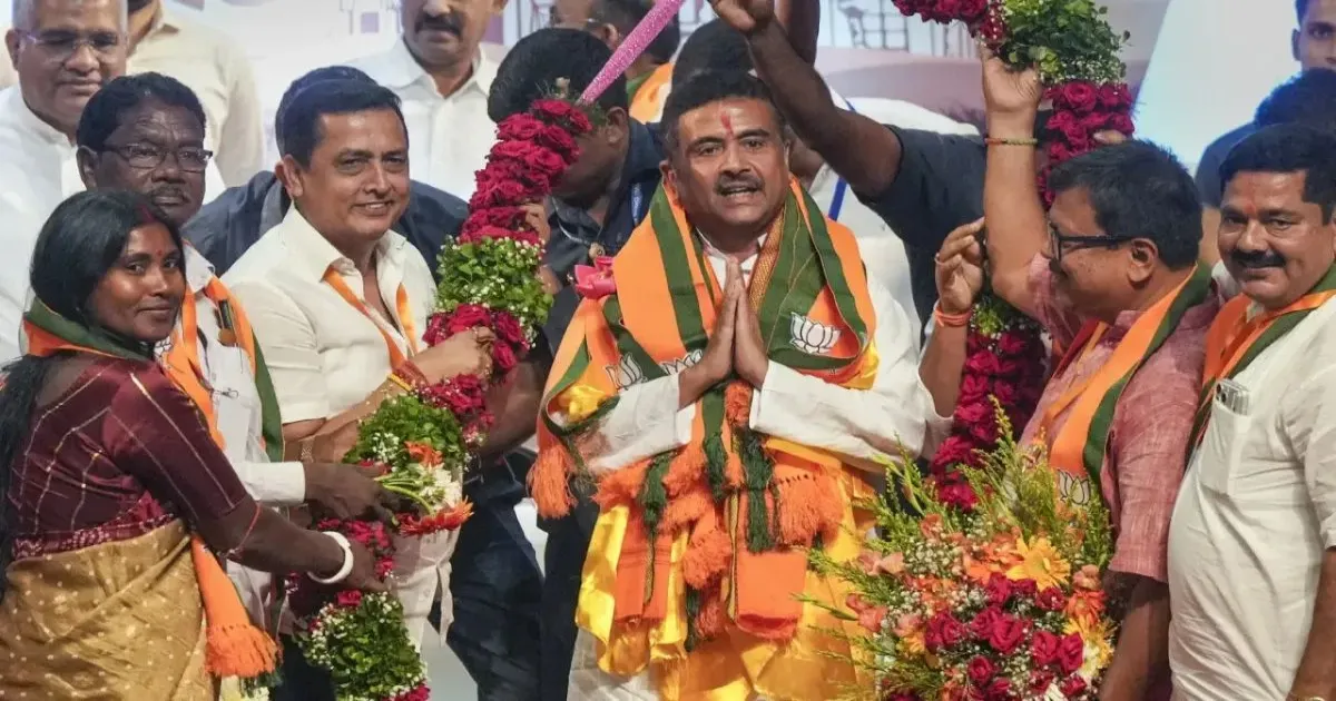 लेफ्ट के खिलाफ आंदोलन से पश्चिम बंगाल के मुख्यमंत्री बनने तक, जानिए सुवेंदु अधिकारी का राजनीतिक सफर
