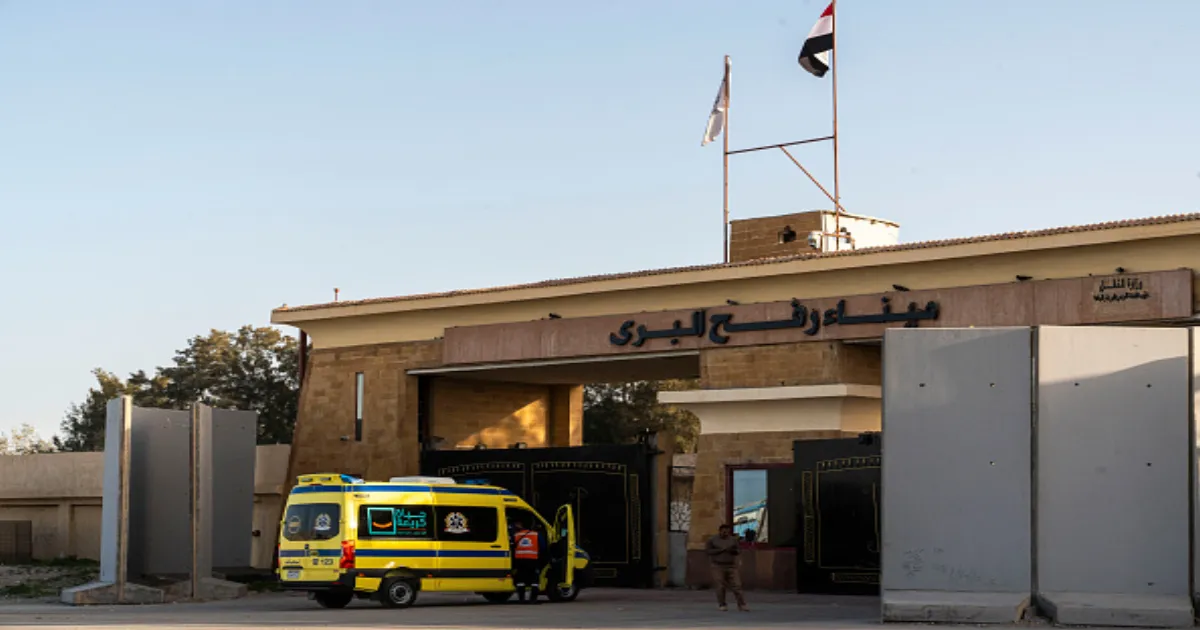 कड़े प्रतिबंधों के साथ इज़रायल ने गाज़ा–मिस्र रफाह सीमा चौकी दोबारा खोली