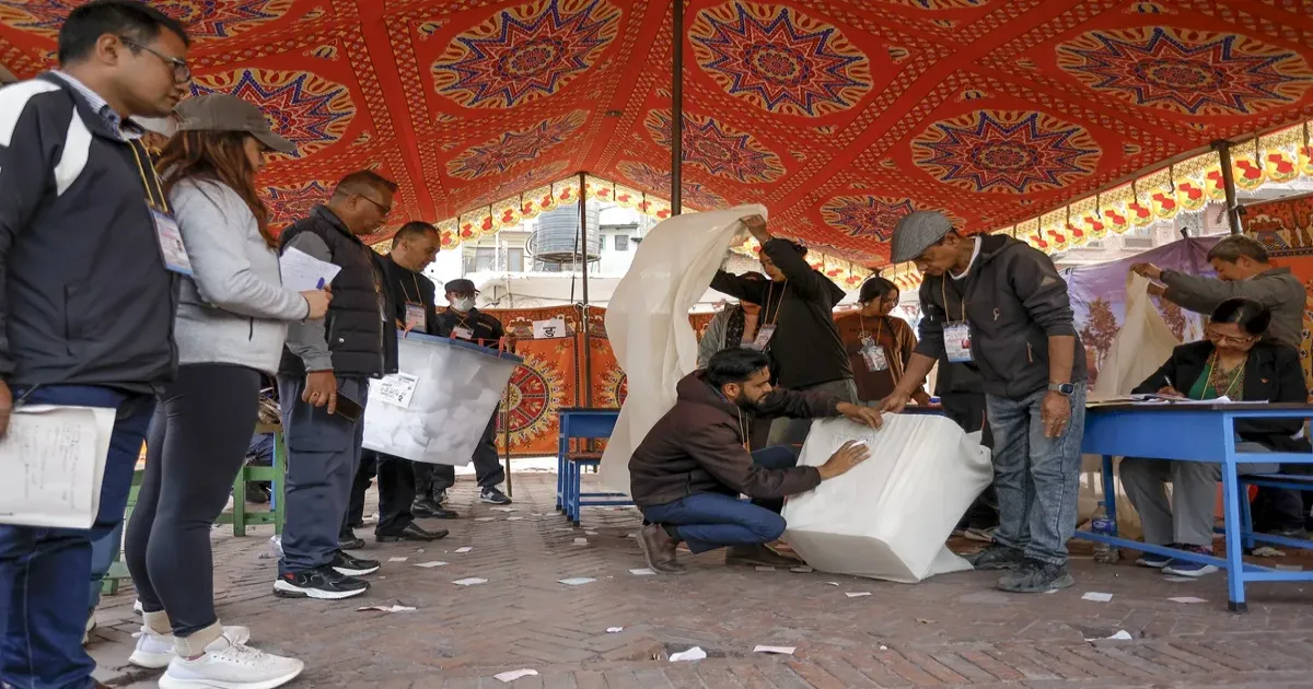 नेपाल चुनाव 2026: RSP 52 सीटों पर आगे, वोटों की गिनती में केपी ओली से आगे निकले बालेन शाह