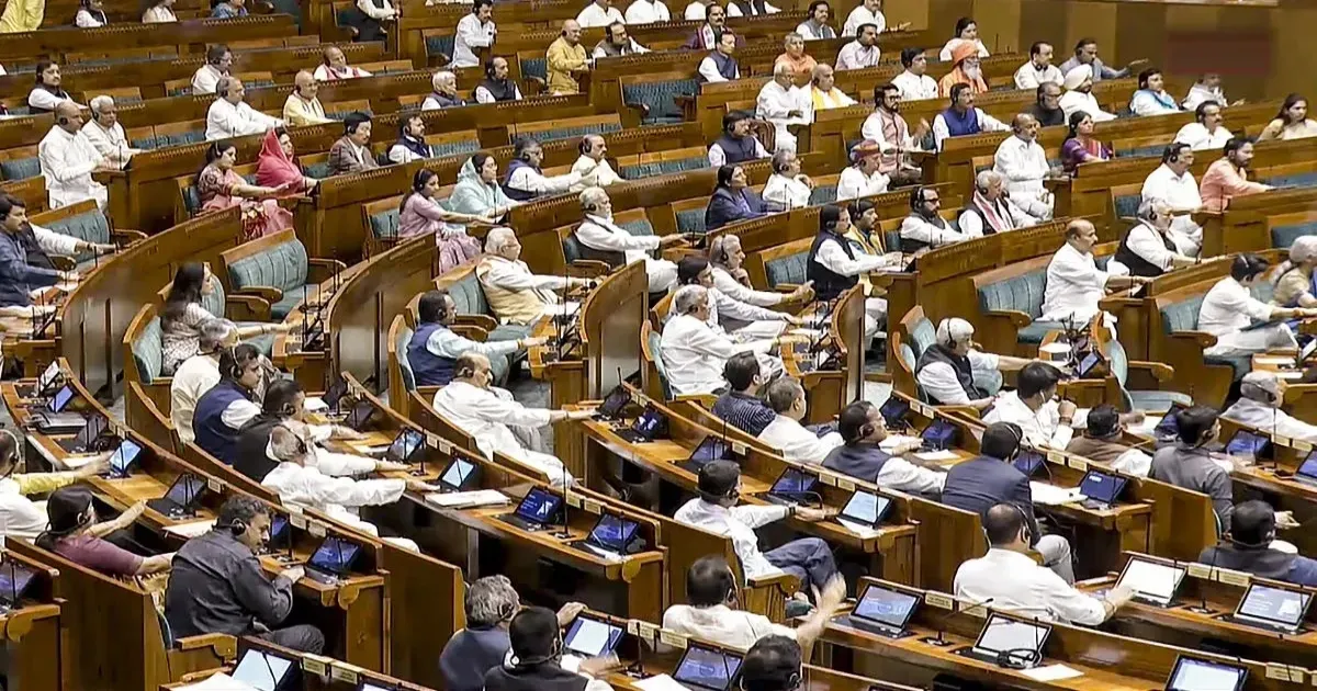 लोकसभा सीटें बढ़कर 816 हो सकती हैं, महिलाओं को 33% आरक्षण देने की तैयारी