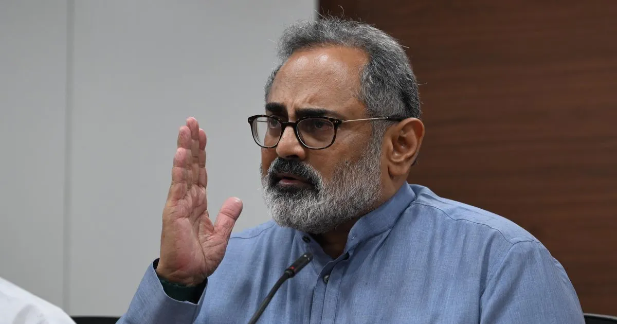 डरी हुई कांग्रेस का हताश प्रयास: राजीव चंद्रशेखर ने संपत्ति छुपाने के आरोपों को खारिज किया