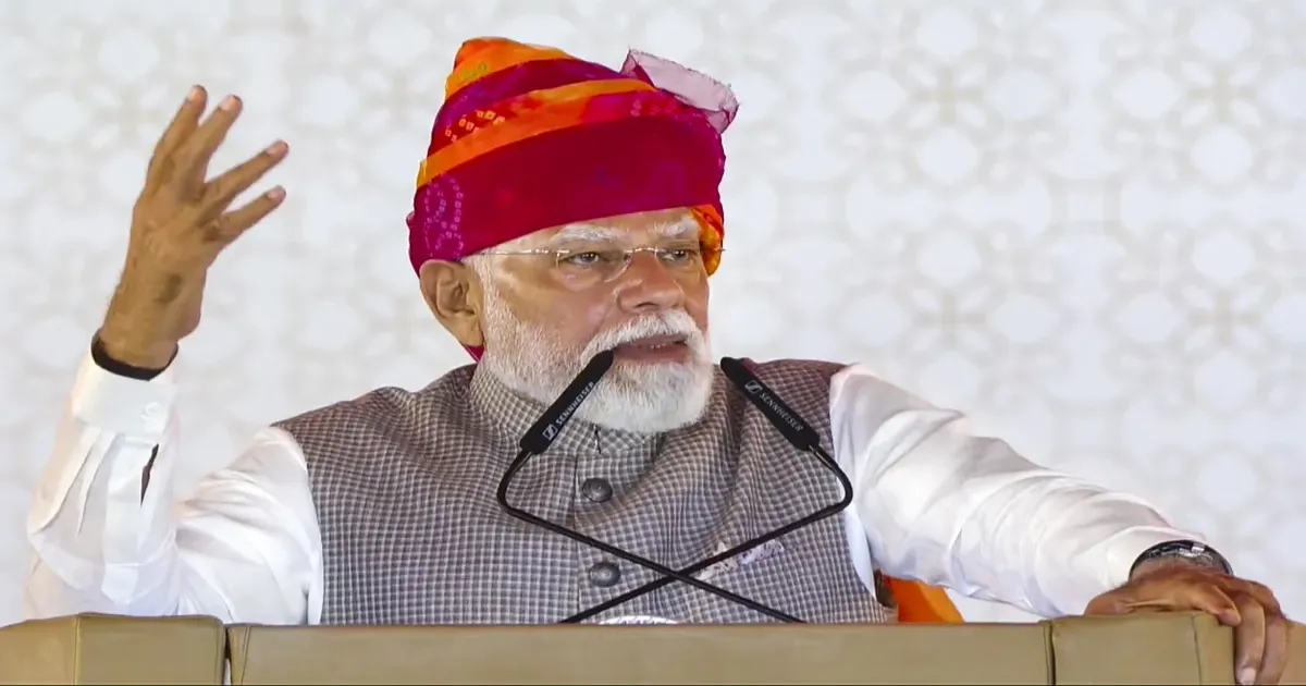 नया भारत कभी पीछे नहीं हटता: प्रधानमंत्री नरेंद्र मोदी ने जोधपुर हवाई अड्डे के नए टर्मिनल का उद्घाटन किया, राजस्थान को ₹1.06 लाख करोड़ की परियोजनाओं की सौगात