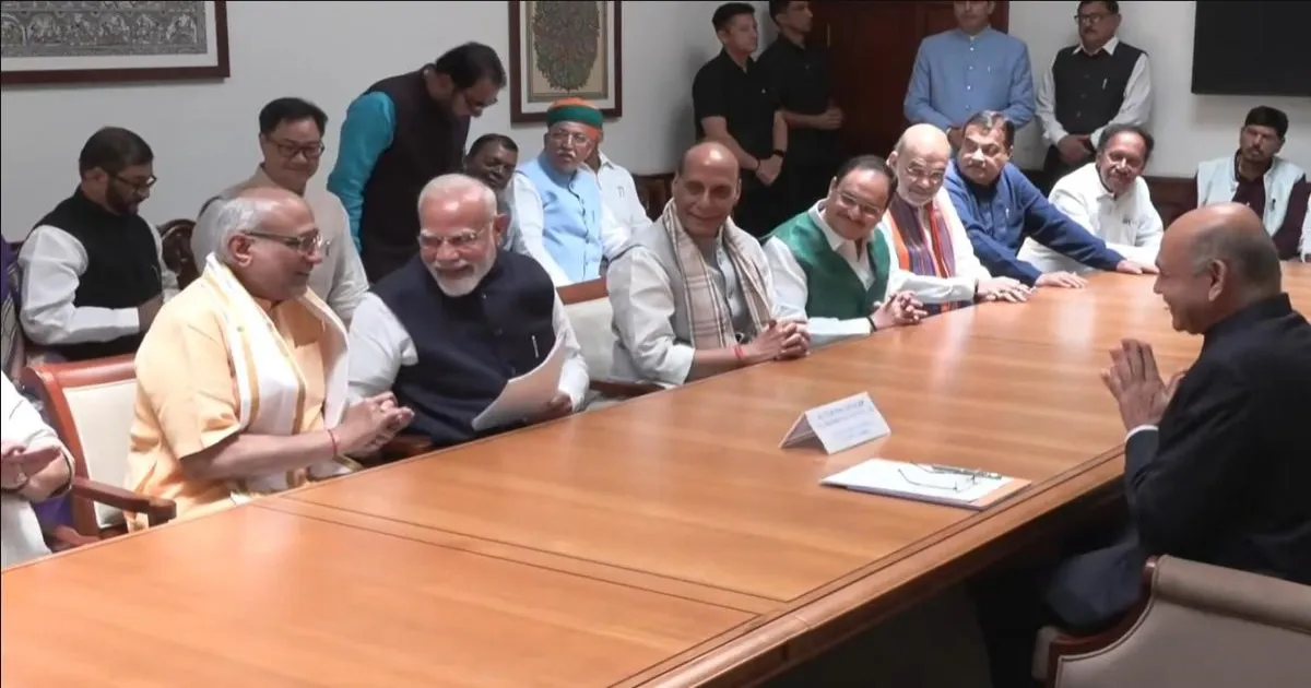 सी.पी. राधाकृष्णन ने एनडीए उपराष्ट्रपति उम्मीदवार के रूप में नामांकन दाखिल किया