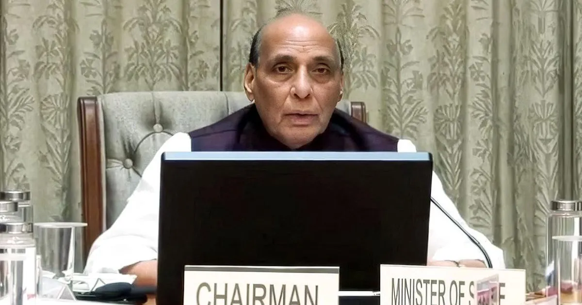 प्रादेशिक सेना नागरिक-सैनिक की भावना को दर्शाती है: रक्षा मंत्री राजनाथ सिंह