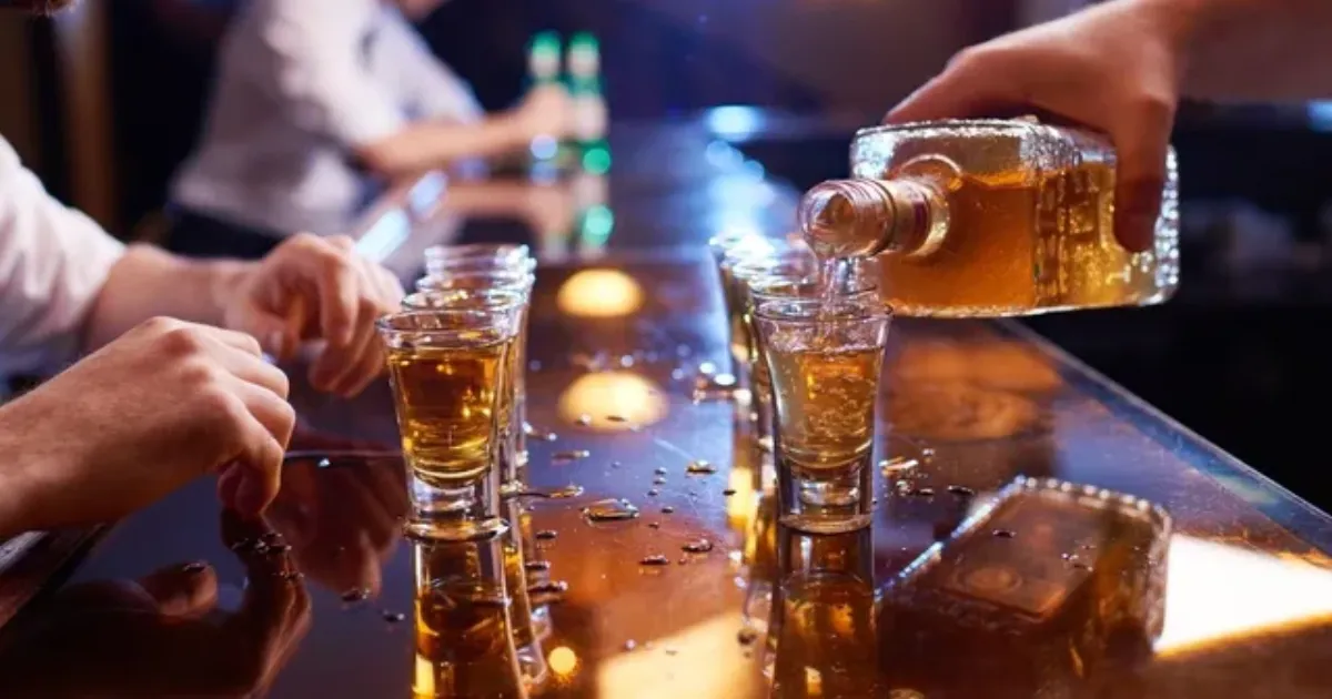सऊदी अरब में गैर-मुस्लिम प्रवासियों के लिए शराब बिक्री शुरू, लेकिन कड़ी शर्तों के साथ