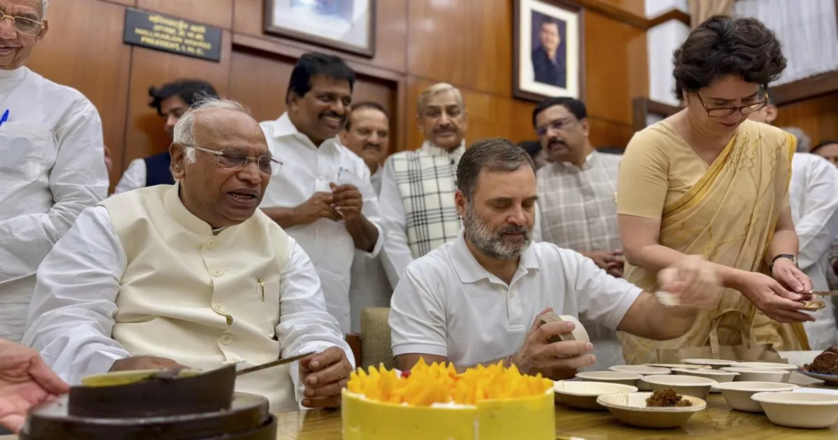 न्याय और समानता के अडिग सेनानी: कांग्रेस अध्यक्ष मल्लिकार्जुन खड़गे के 83वें जन्मदिन पर शुभकामनाओं की बाढ़