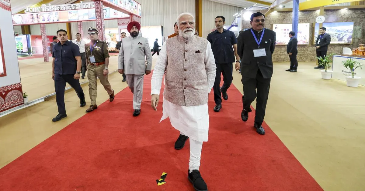 उत्तराखंड स्थापना दिवस पर पीएम मोदी ने ₹8,260 करोड़ की परियोजनाओं का उद्घाटन किया