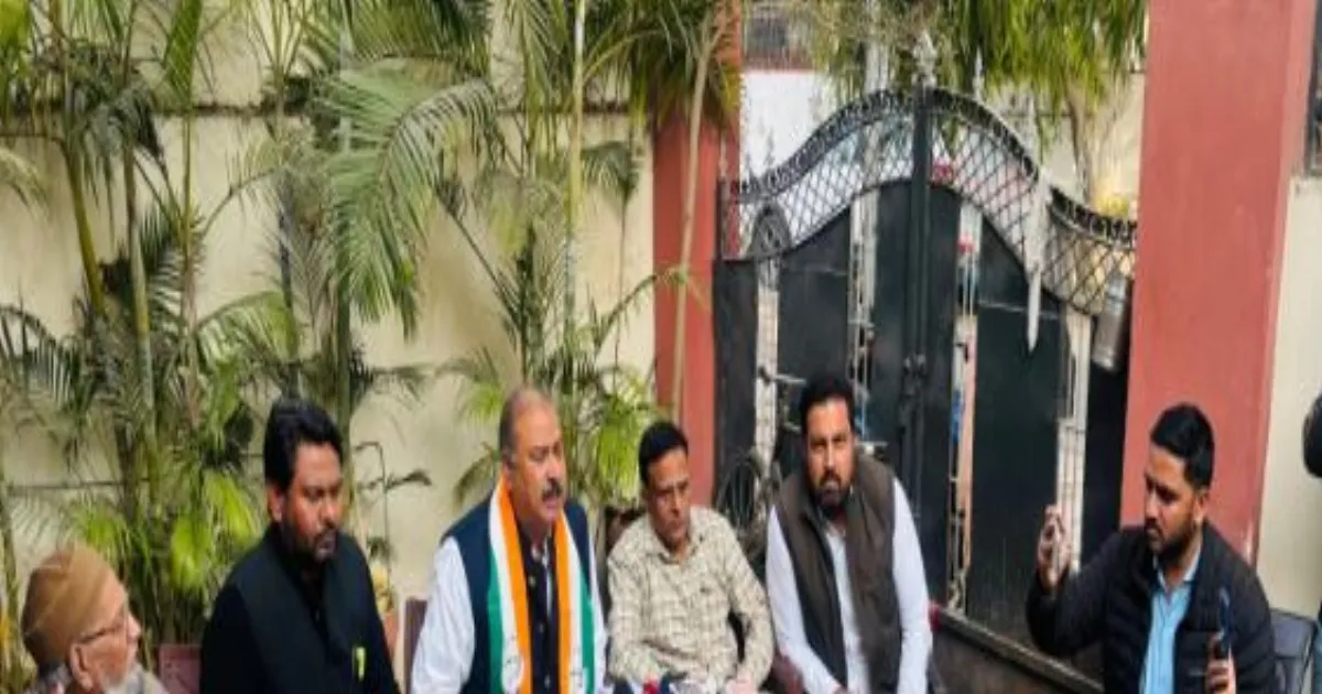 राजस्थान में बीएलओ वीडियो के बाद सियासी तूफान: कांग्रेस ने सामूहिक मतदाता हटाने का आरोप लगाया, भाजपा ने कहा—चुनावी प्रक्रिया में बाधा न डालें