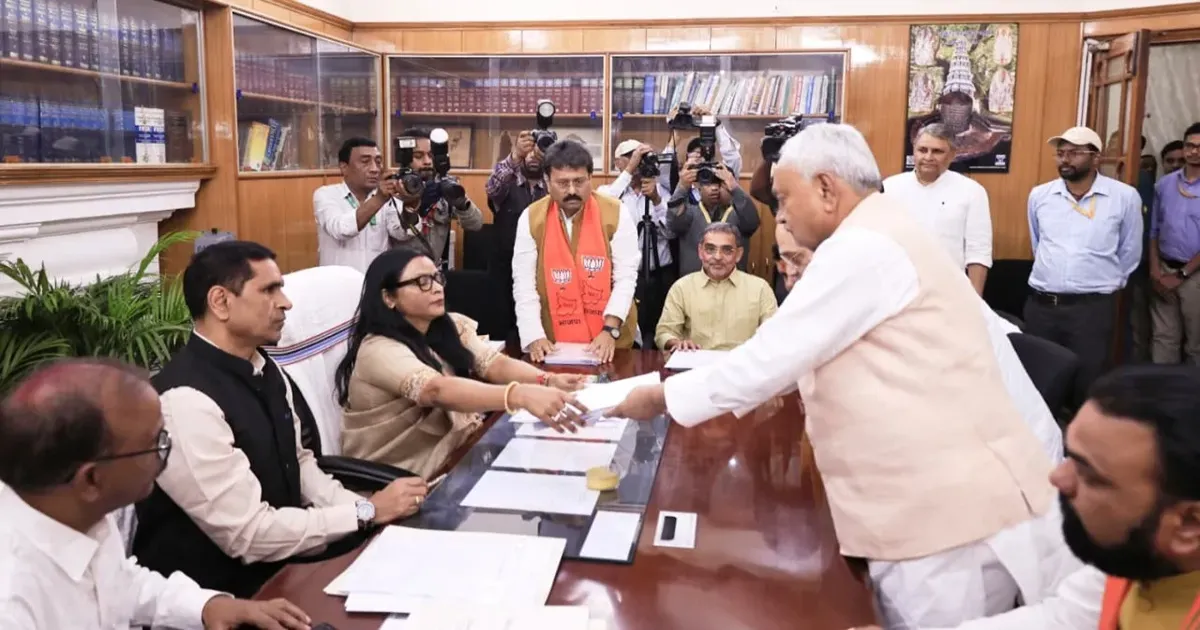 नीतीश कुमार ने राज्यसभा के लिए भरा नामांकन, अमित शाह की मौजूदगी में उठाया बड़ा कदम