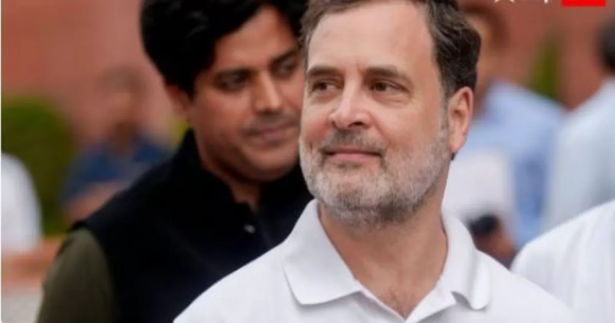 दिल्ली में ऑटो चालकों के साथ राहुल गांधी ने किया लंच, बढ़ती महंगाई पर सुनी समस्याएं