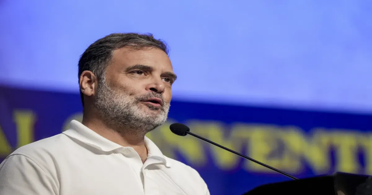 छात्रों की भूख हड़ताल खत्म होने पर राहुल गांधी बोले- सवाल उठाएं तो जवाब मिलना चाहिए