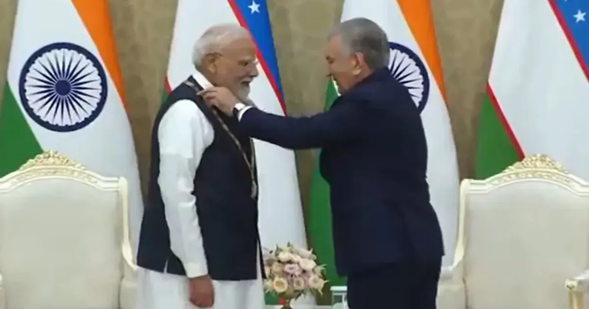 पीएम मोदी को उज्बेकिस्तान का सर्वोच्च राजकीय सम्मान ओलिय दराजाली दोस्तलिक