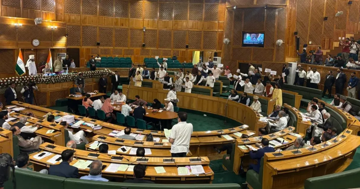 जम्मू-कश्मीर विधानसभा में हंगामा, बीजेपी विधायकों ने जन मुद्दों पर सरकार से मांगा जवाब