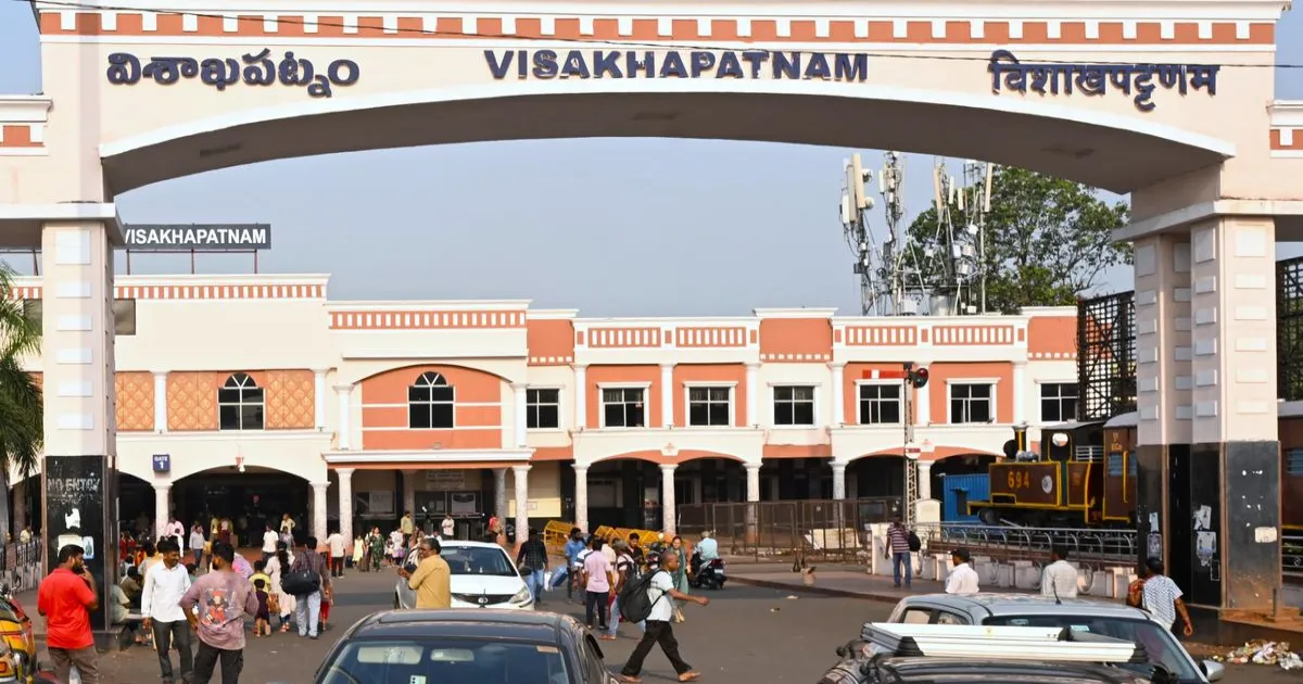 विशाखापत्तनम रेलवे स्टेशन को GGBC की प्लैटिनम रेटिंग