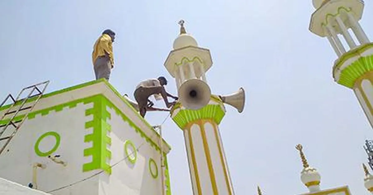 muzaffarnagar-loudspeaker-removal-drive-police-action