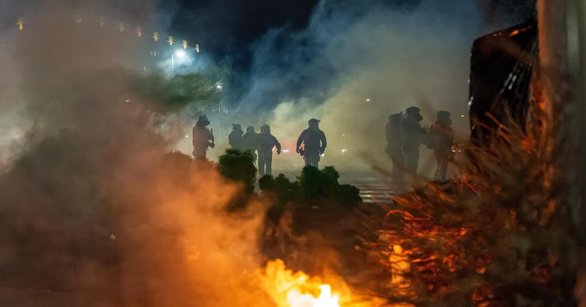 मिनेसोटा में बढ़ा तनाव: प्रदर्शनकारियों और संघीय एजेंटों के बीच बार-बार टकराव