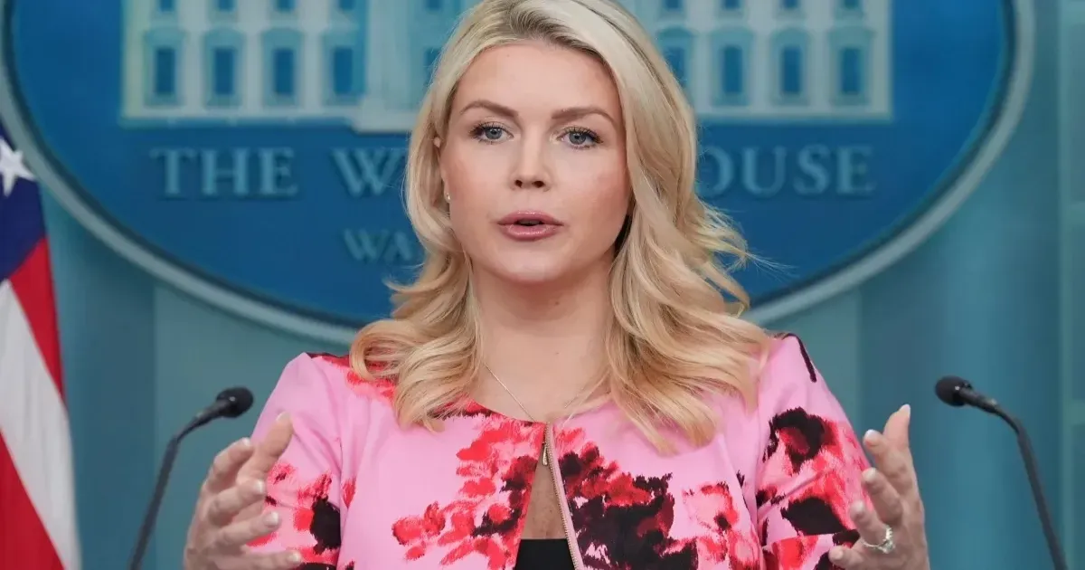 व्हाइट हाउस डिनर से पहले कैरोलिन लीविट का शॉट्स फायर होंगे बयान वायरल, गोलीबारी के बाद विवाद गहराया