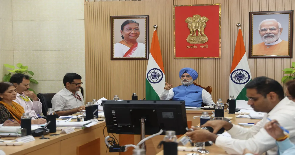 LG तरनजीत सिंह संधू ने दिल्ली में 77 जल निकायों के पुनरुद्धार योजना की समीक्षा की