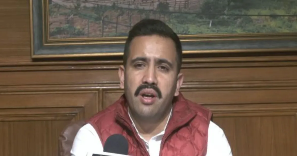 आम जनता पर बोझ न डाले केंद्र, तेल के वैकल्पिक स्रोत तलाशे: विक्रमादित्य सिंह